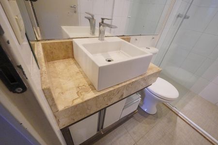 Apartamento à venda com 65m², 3 quartos e 2 vagasBanheiro