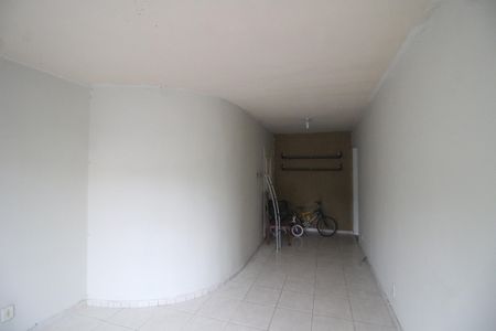 Apartamento para alugar com 77m², 2 quartos e sem vagaSala