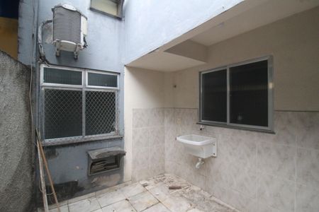 Apartamento para alugar com 77m², 2 quartos e sem vagaÁrea de Serviço