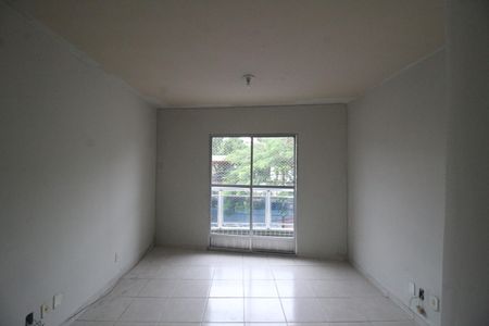 Apartamento para alugar com 77m², 2 quartos e sem vagaSala