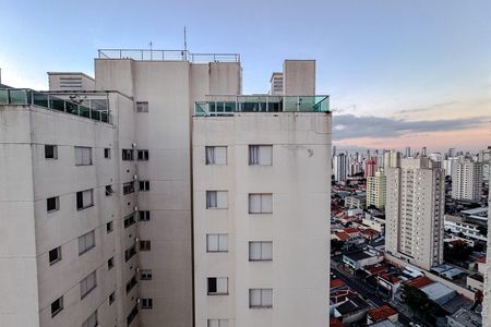 Apartamento à venda com 220m², 3 quartos e 3 vagas Apartamento à venda com 220m², 3 quartos e 3 vagasVista da Suíte