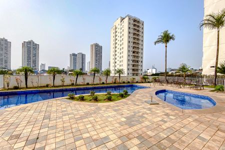 Apartamento à venda com 220m², 3 quartos e 3 vagasÁrea comum - Piscina