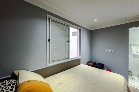 Apartamento à venda com 220m², 3 quartos e 3 vagas Apartamento à venda com 220m², 3 quartos e 3 vagasQuarto 3 - Suíte