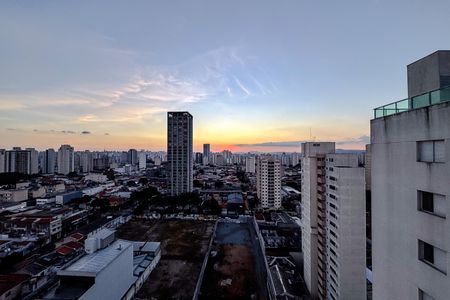 Apartamento à venda com 220m², 3 quartos e 3 vagas Apartamento à venda com 220m², 3 quartos e 3 vagasVista da Suíte