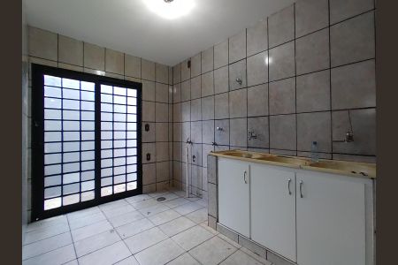 Casa para alugar com 300m², 6 quartos e 2 vagasCozinha