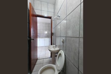 Casa para alugar com 300m², 6 quartos e 2 vagasBanheiro