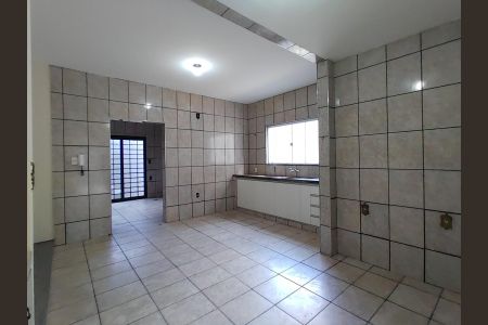 Casa para alugar com 300m², 6 quartos e 2 vagasCozinha