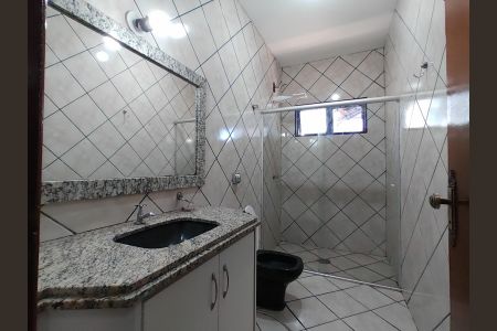 Casa para alugar com 300m², 6 quartos e 2 vagasBanheiro 2