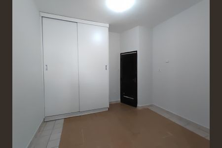Casa para alugar com 220m², 4 quartos e 2 vagas