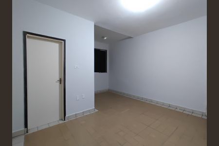 Casa para alugar com 220m², 4 quartos e 2 vagas Casa para alugar com 220m², 4 quartos e 2 vagasQuarto 2