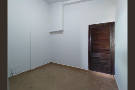 Casa para alugar com 220m², 4 quartos e 2 vagas