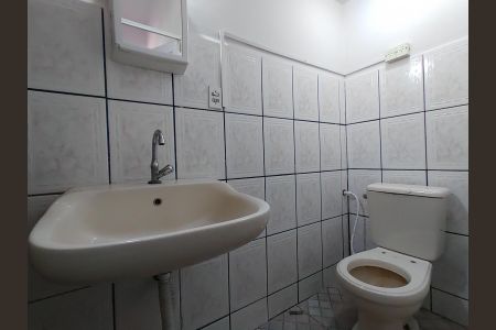 Casa para alugar com 220m², 4 quartos e 2 vagas
