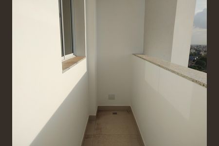 Apartamento para alugar com 48m², 2 quartos e 1 vagaVaranda