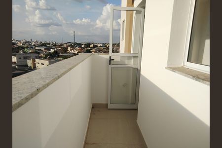 Apartamento para alugar com 48m², 2 quartos e 1 vagaVaranda