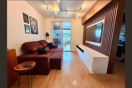 Apartamento à venda com 94m², 3 quartos e 2 vagas Apartamento à venda com 94m², 3 quartos e 2 vagasSala