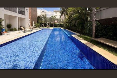 Apartamento à venda com 94m², 3 quartos e 2 vagas Apartamento à venda com 94m², 3 quartos e 2 vagasPiscina