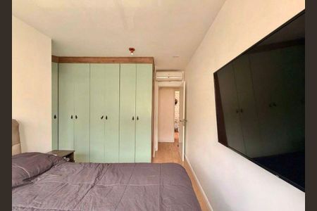 Apartamento à venda com 94m², 3 quartos e 2 vagas Apartamento à venda com 94m², 3 quartos e 2 vagasQuarto