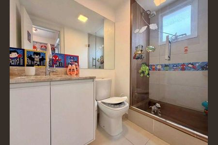 Apartamento à venda com 94m², 3 quartos e 2 vagas Apartamento à venda com 94m², 3 quartos e 2 vagasBanheiro