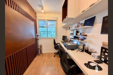 Apartamento à venda com 94m², 3 quartos e 2 vagas Apartamento à venda com 94m², 3 quartos e 2 vagasCozinha