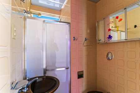 Apartamento à venda com 36m², 2 quartos e sem vaga Apartamento à venda com 36m², 2 quartos e sem vagaBanheiro