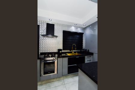 Apartamento para alugar com 83m², 2 quartos e 2 vagasCozinha