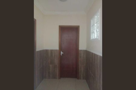 Casa para alugar com 45m², 2 quartos e 1 vagaÁrea externa