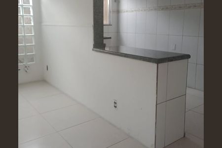 Cozinha de casa para alugar com 2 quartos, 45m² em Centro, Belford Roxo