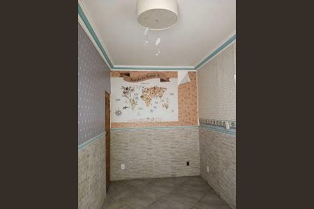 Quarto de casa para alugar com 2 quartos, 45m² em Centro, Belford Roxo