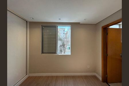 Apartamento para alugar com 2 quartos, 74m² em Manacás, Belo Horizonte