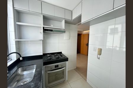 Apartamento para alugar com 74m², 2 quartos e 2 vagas