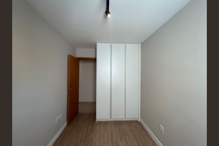 Apartamento para alugar com 74m², 2 quartos e 2 vagas