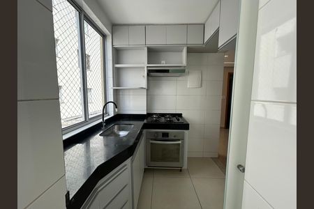 Apartamento para alugar com 74m², 2 quartos e 2 vagas