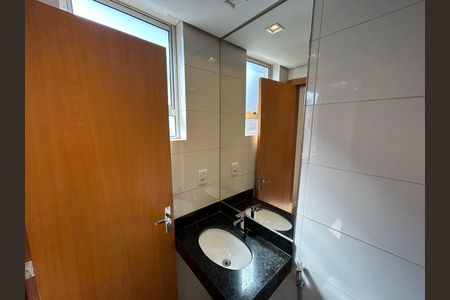 Apartamento para alugar com 74m², 2 quartos e 2 vagas