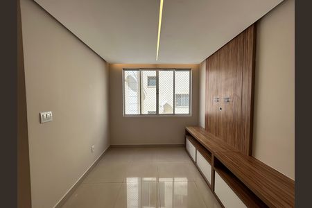 Apartamento para alugar com 74m², 2 quartos e 2 vagas