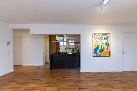 Apartamento para alugar com 129m², 3 quartos e 1 vaga Apartamento para alugar com 129m², 3 quartos e 1 vagaFoto 08