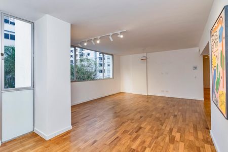 Apartamento para alugar com 129m², 3 quartos e 1 vaga Apartamento para alugar com 129m², 3 quartos e 1 vagaFoto 01