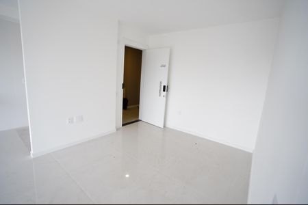 Apartamento à venda com 70m², 2 quartos e 1 vaga