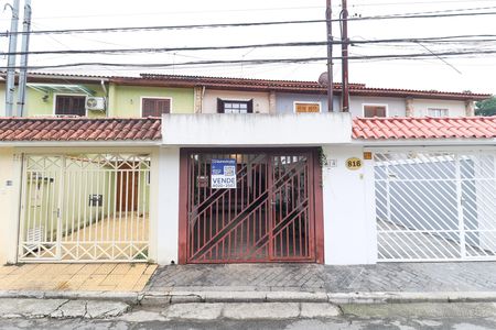 Casa à venda com 131m², 3 quartos e 1 vaga
