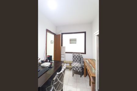 Casa à venda com 131m², 3 quartos e 1 vaga