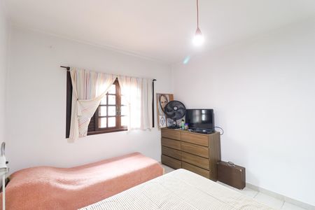 Casa à venda com 131m², 3 quartos e 1 vaga