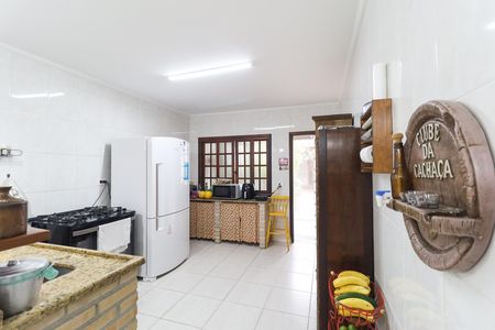 Casa à venda com 131m², 3 quartos e 1 vaga