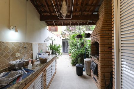 Casa à venda com 131m², 3 quartos e 1 vaga