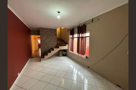 Sala de casa à venda com 3 quartos, 170m² em Jardim Santo Elias, São Paulo