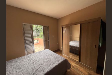 Casa à venda com 170m², 3 quartos e 2 vagas Casa à venda com 170m², 3 quartos e 2 vagasQuarto 1