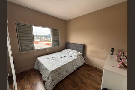 Casa à venda com 170m², 3 quartos e 2 vagas Casa à venda com 170m², 3 quartos e 2 vagasQuarto 2