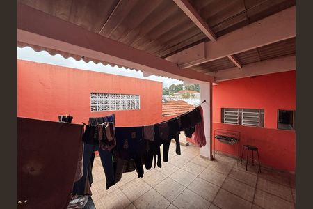 Casa à venda com 170m², 3 quartos e 2 vagas Casa à venda com 170m², 3 quartos e 2 vagasÁrea de Serviço