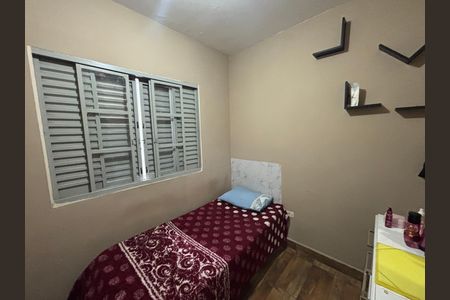 Casa à venda com 170m², 3 quartos e 2 vagas Casa à venda com 170m², 3 quartos e 2 vagasQuarto 3