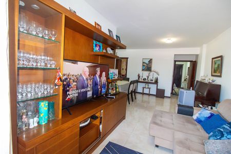 Apartamento à venda com 187m², 3 quartos e 1 vaga