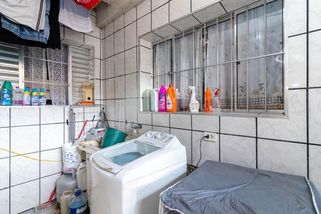 Casa para alugar com 250m², 6 quartos e 2 vagas Casa para alugar com 250m², 6 quartos e 2 vagasÁrea de Serviço