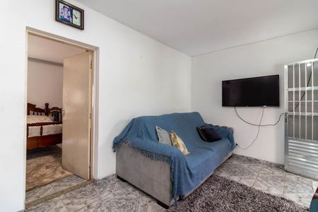 Casa para alugar com 250m², 6 quartos e 2 vagas Casa para alugar com 250m², 6 quartos e 2 vagasSala